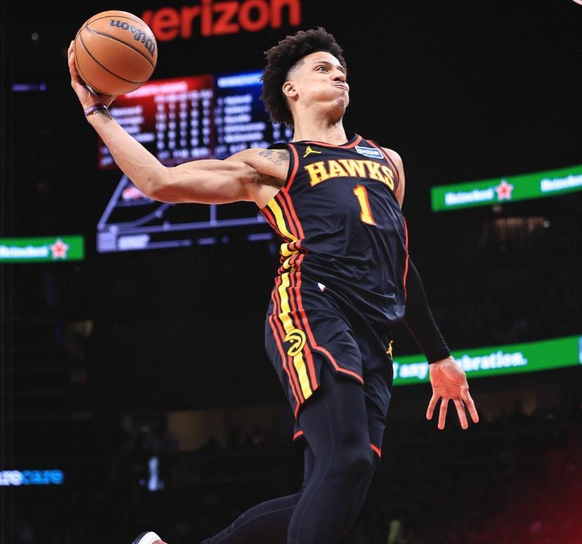 海洋之神·hy590官网-CJ战旧主20分带不动鹰王,冠军后卫12+4+4+3,残阵开拓者逆转老鹰